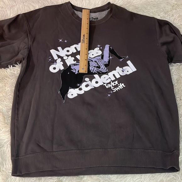 OFFICIAL Taylor Swift Midnights Sweatshirt - Picture 7 of 8